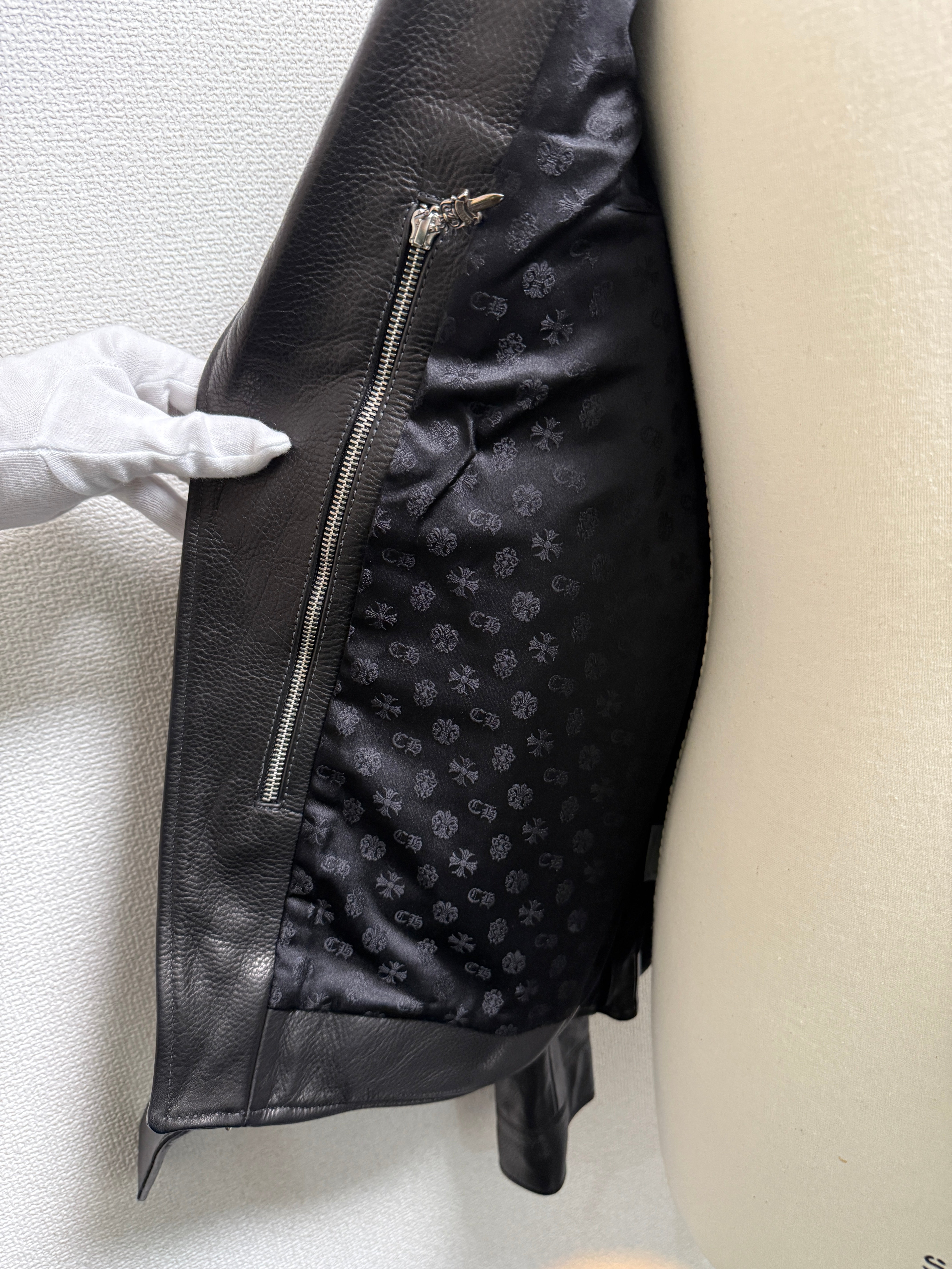 【CHROME HEARTS】SLUFF CUSTOM LTHR LEATHER JACKET