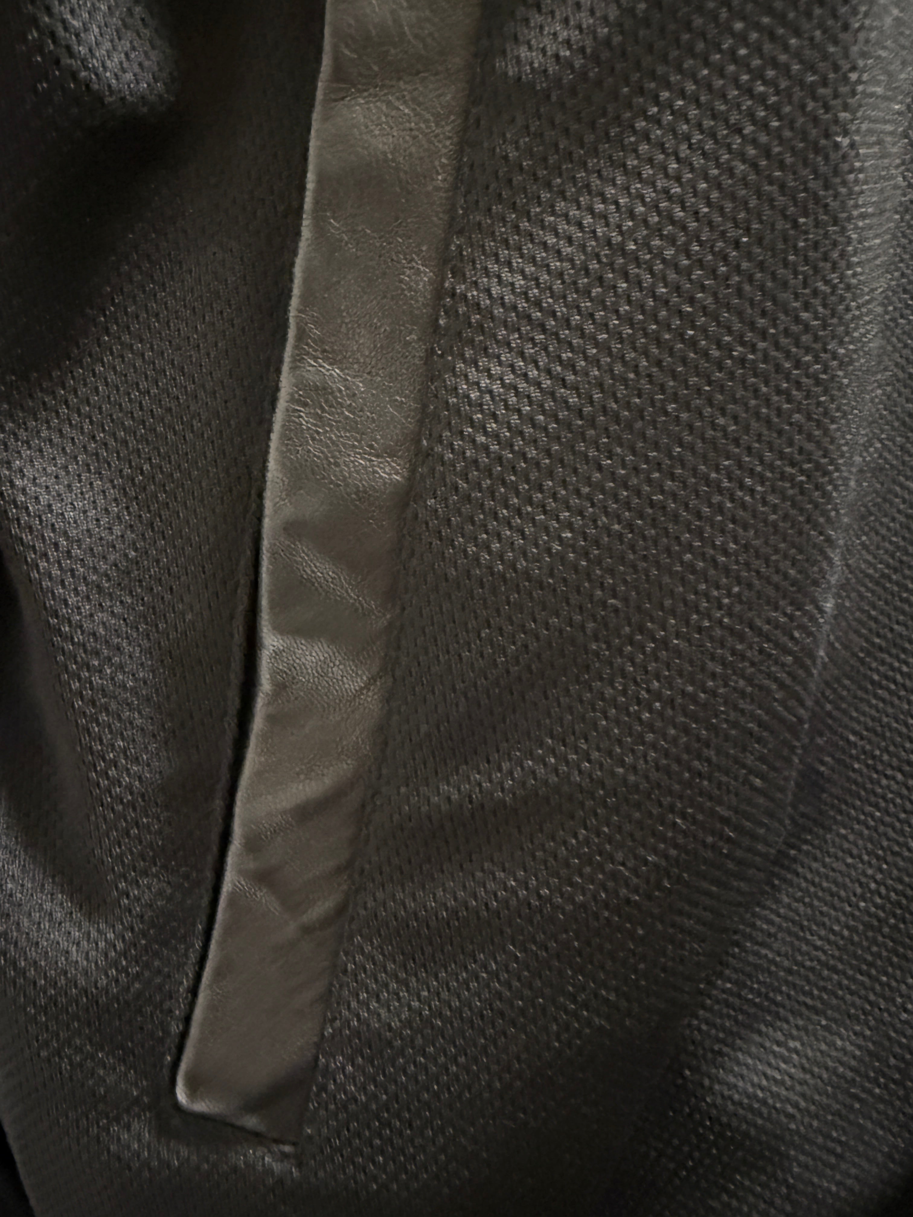 【CHROME HEARTS】MESH TRSCK ZIP PARKER BLACK×WHITE