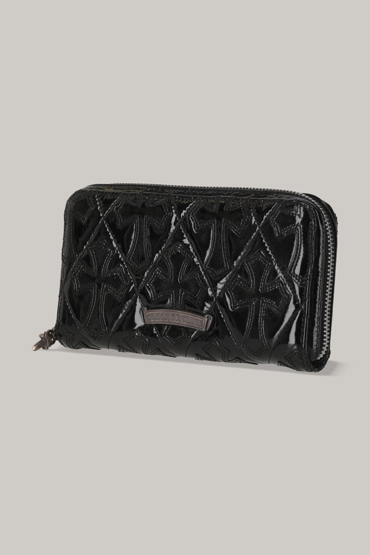 【CHROME HEARTS】QUILTED PATENT REC F ZIP WALLET