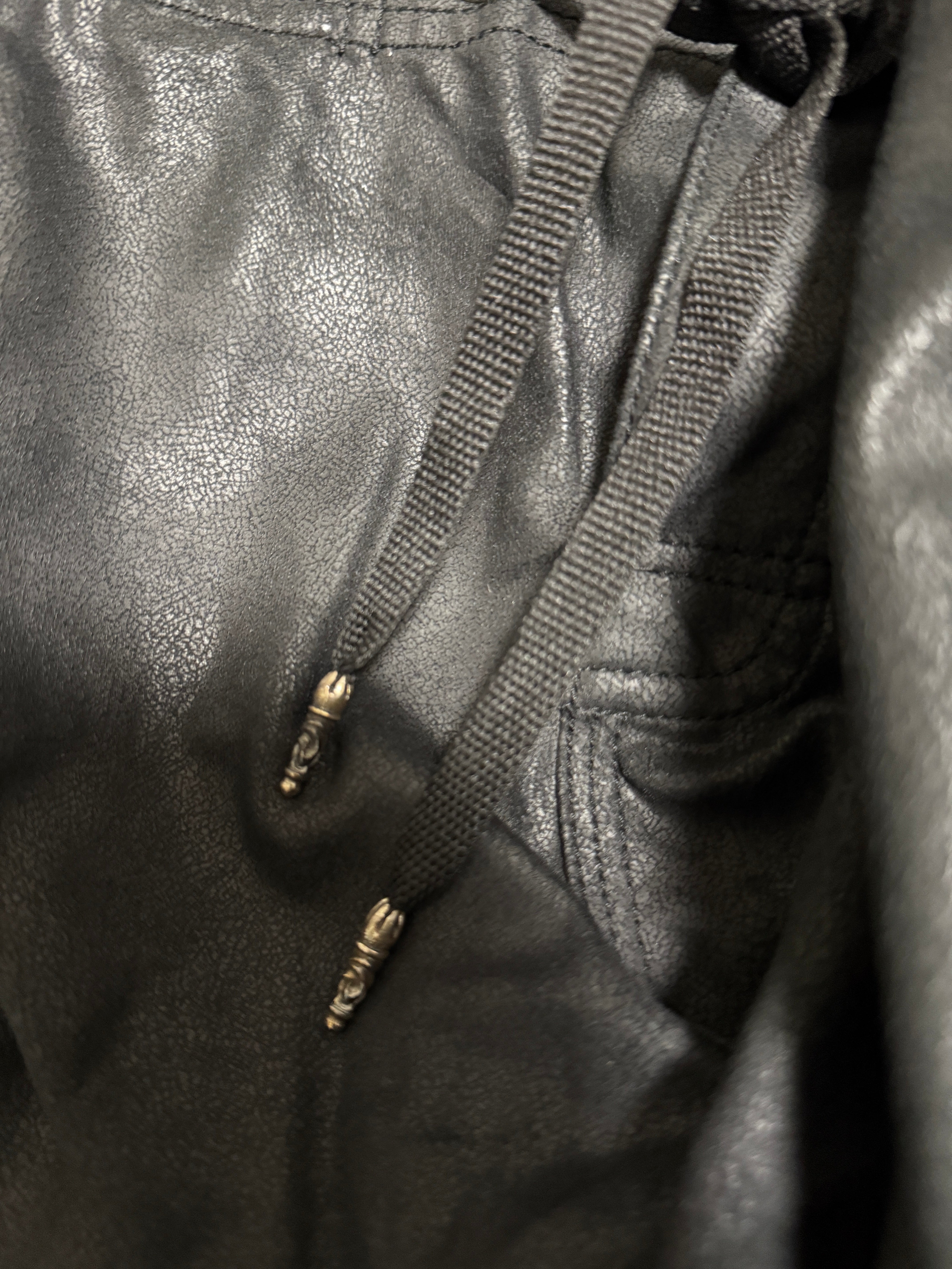 【CHROME HEARTS】ALL LEATHER CROSS PATCH SWIM SHORTS PANTS