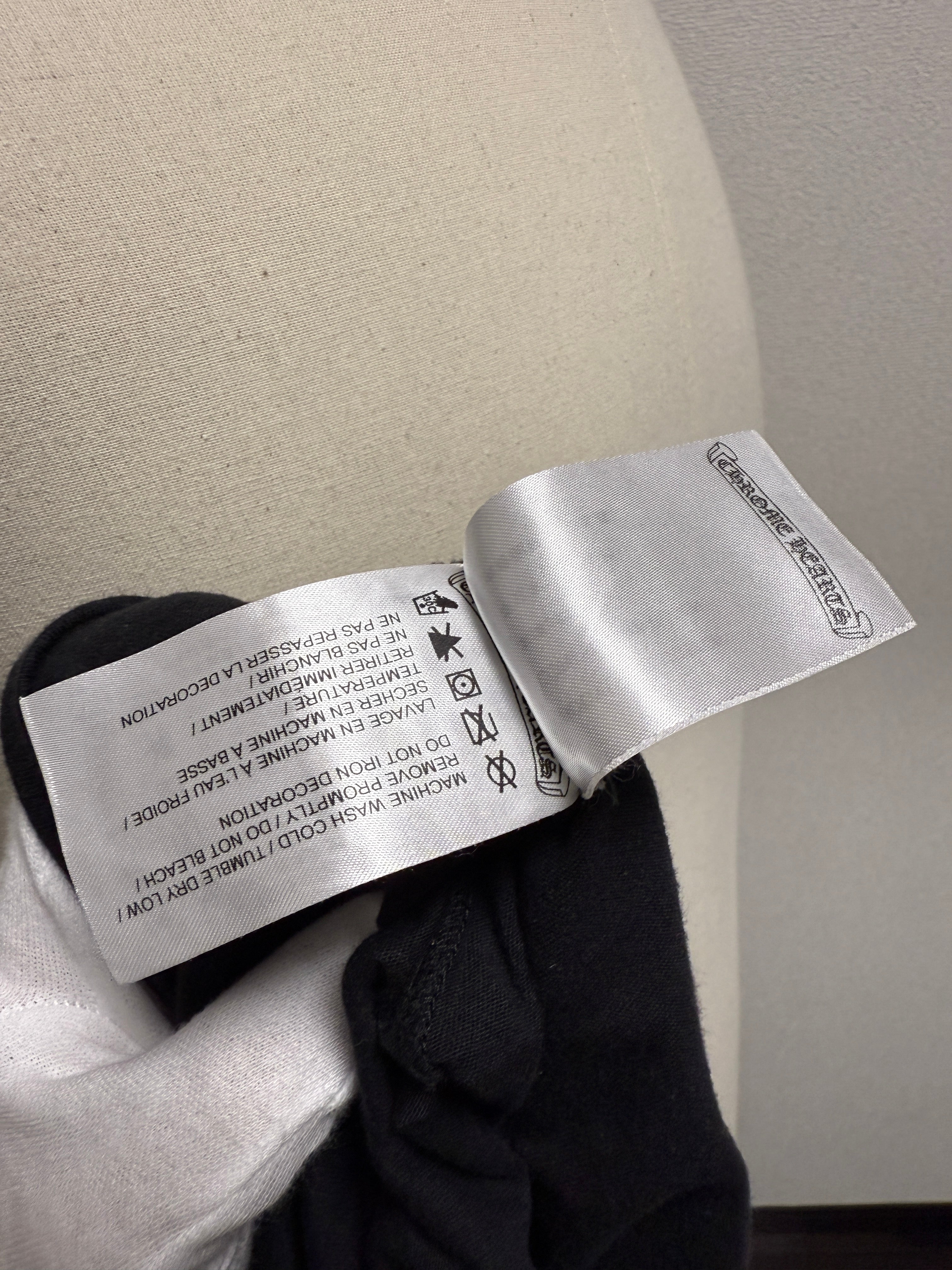 【CHROME HEARTS】STAFF LONG TEE SILVER