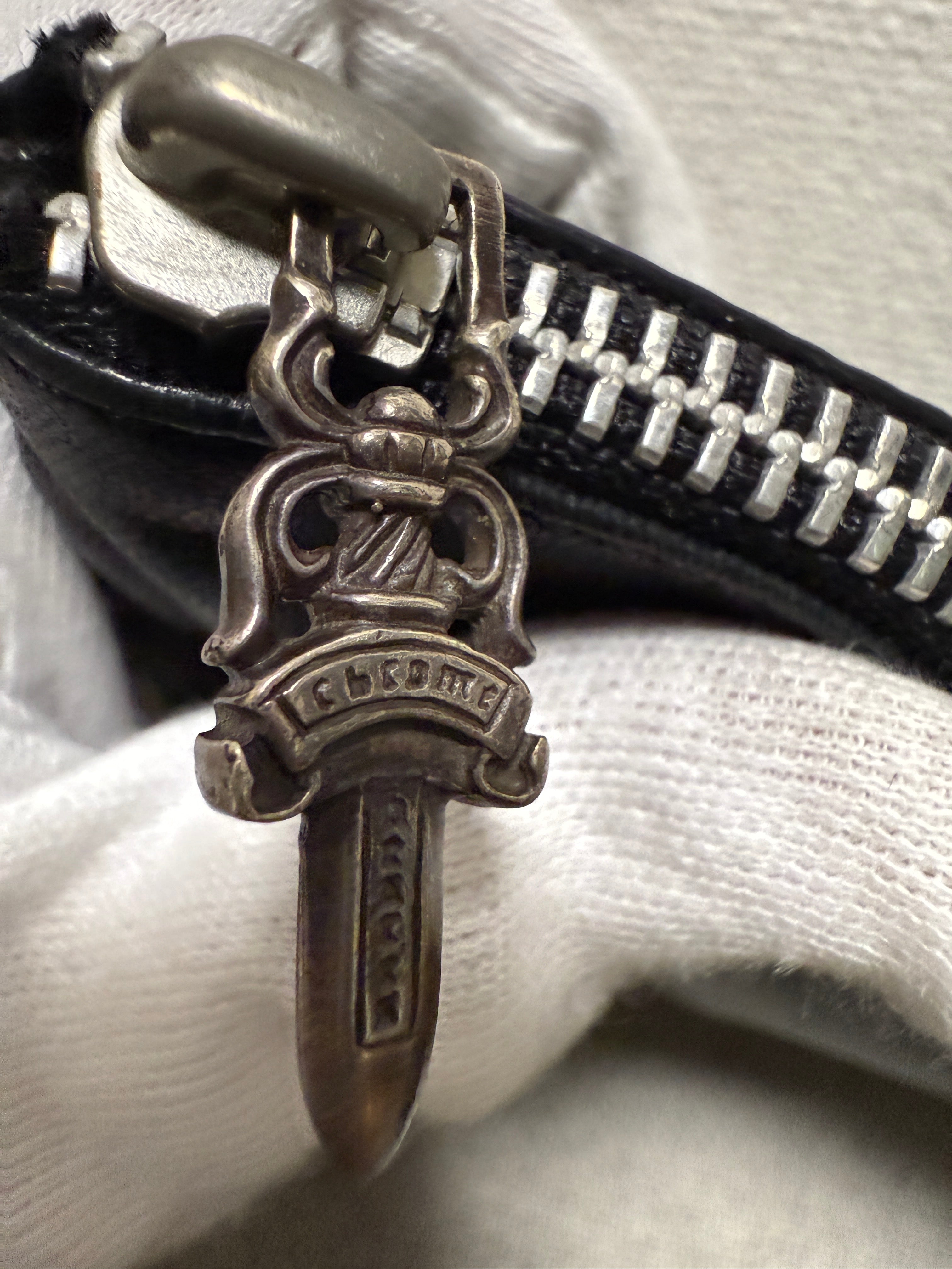 【CHROME HEARTS】ENAMEL PORCH
