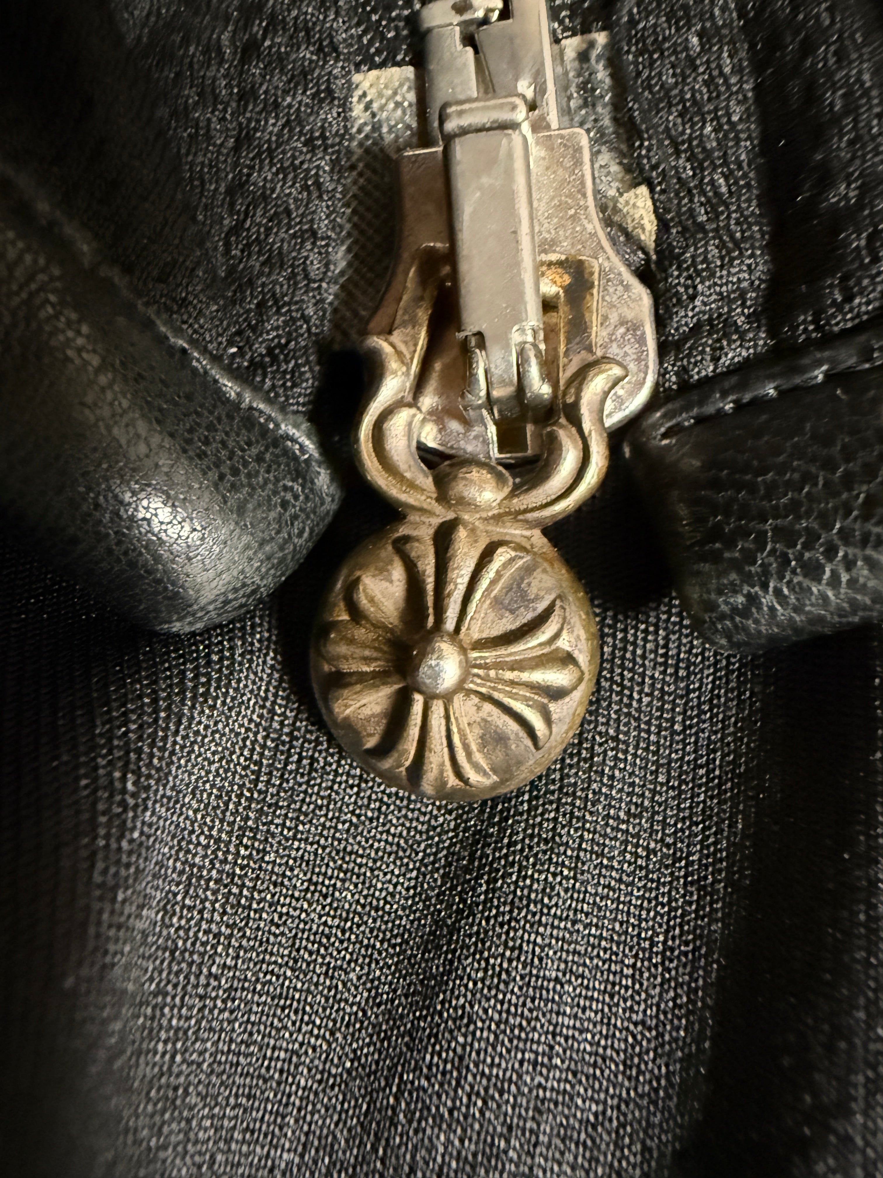 【CHROME HEARTS】MESH TRACK ZIP PARKER BLACK×WHITE