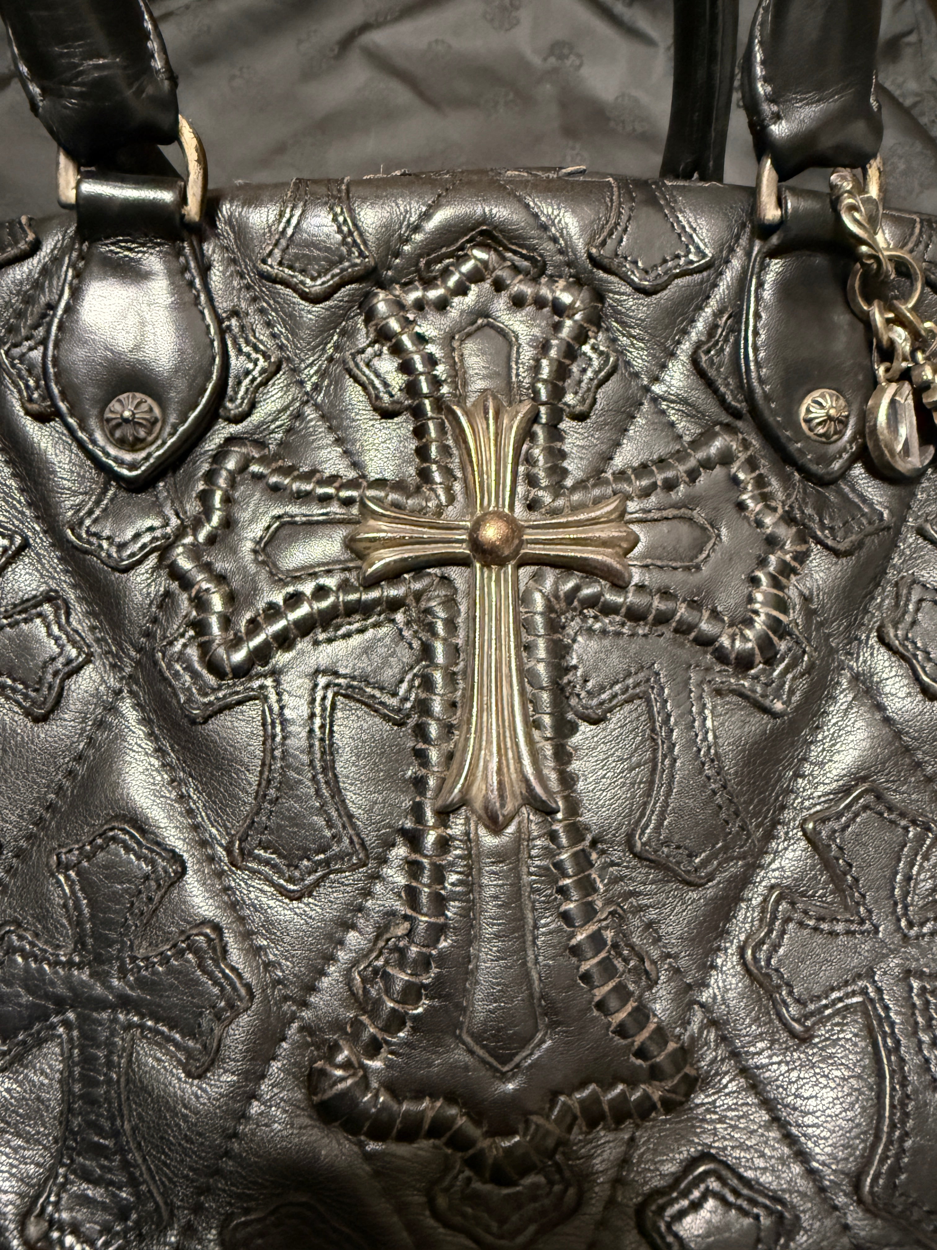 【CHROME HEARTS】GYM BAG SM CEMETERY CROSS PATCH LARGE CROSS