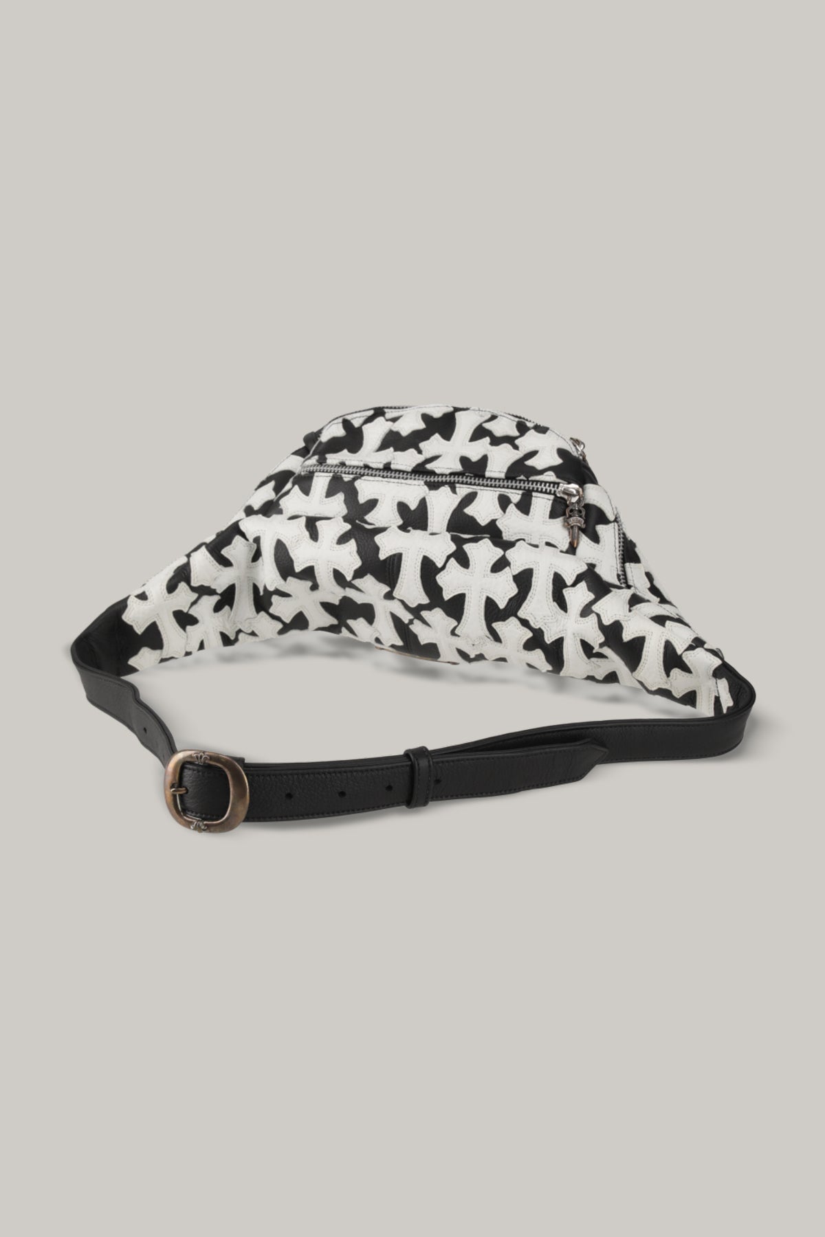 【CHROME HEARTS】#1 SNAT PACK BAG CROSS PATCH WHITE