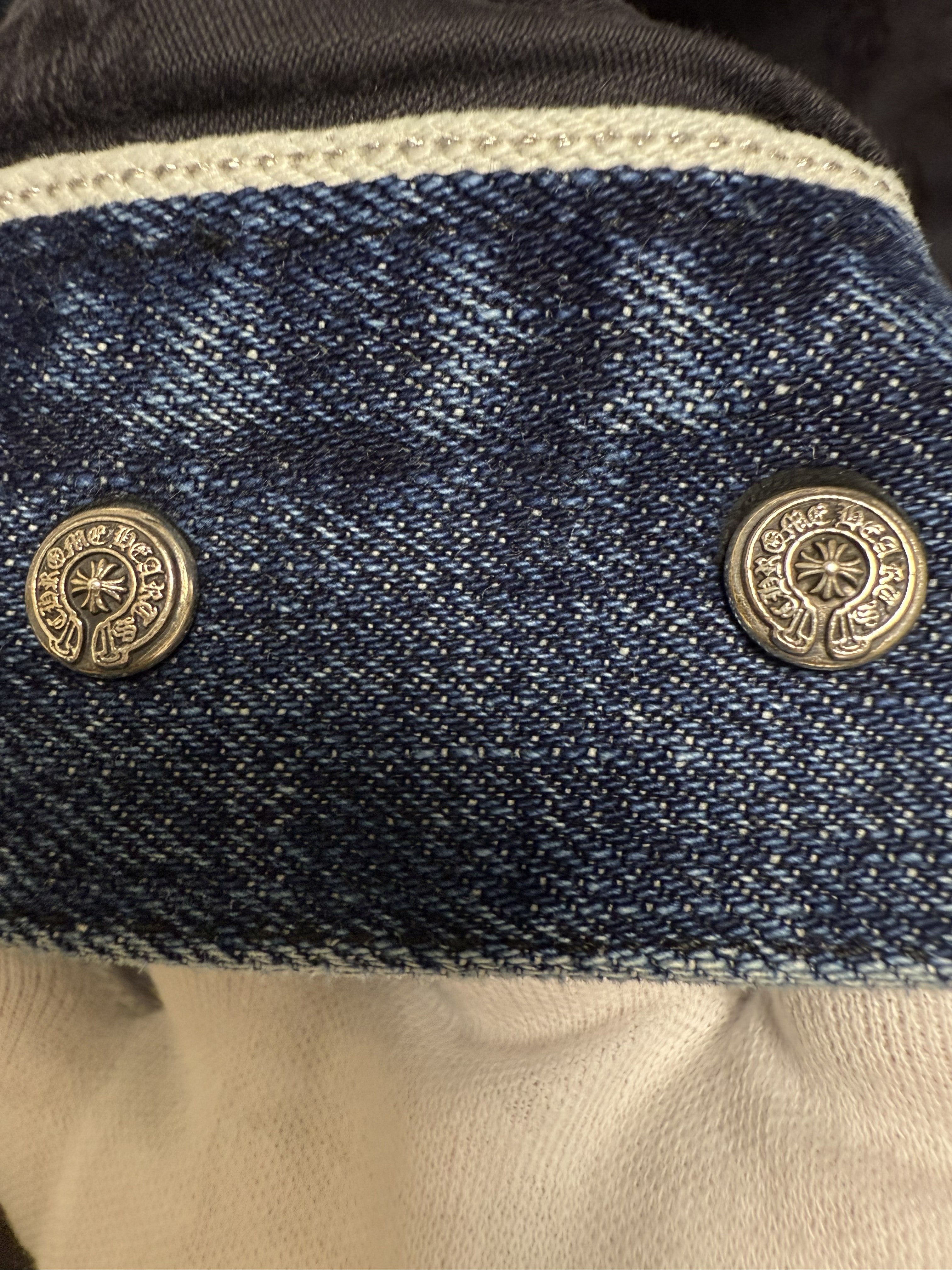 【CHROME HEARTS】DENIM JACKET FlORAL CROSS PATCH