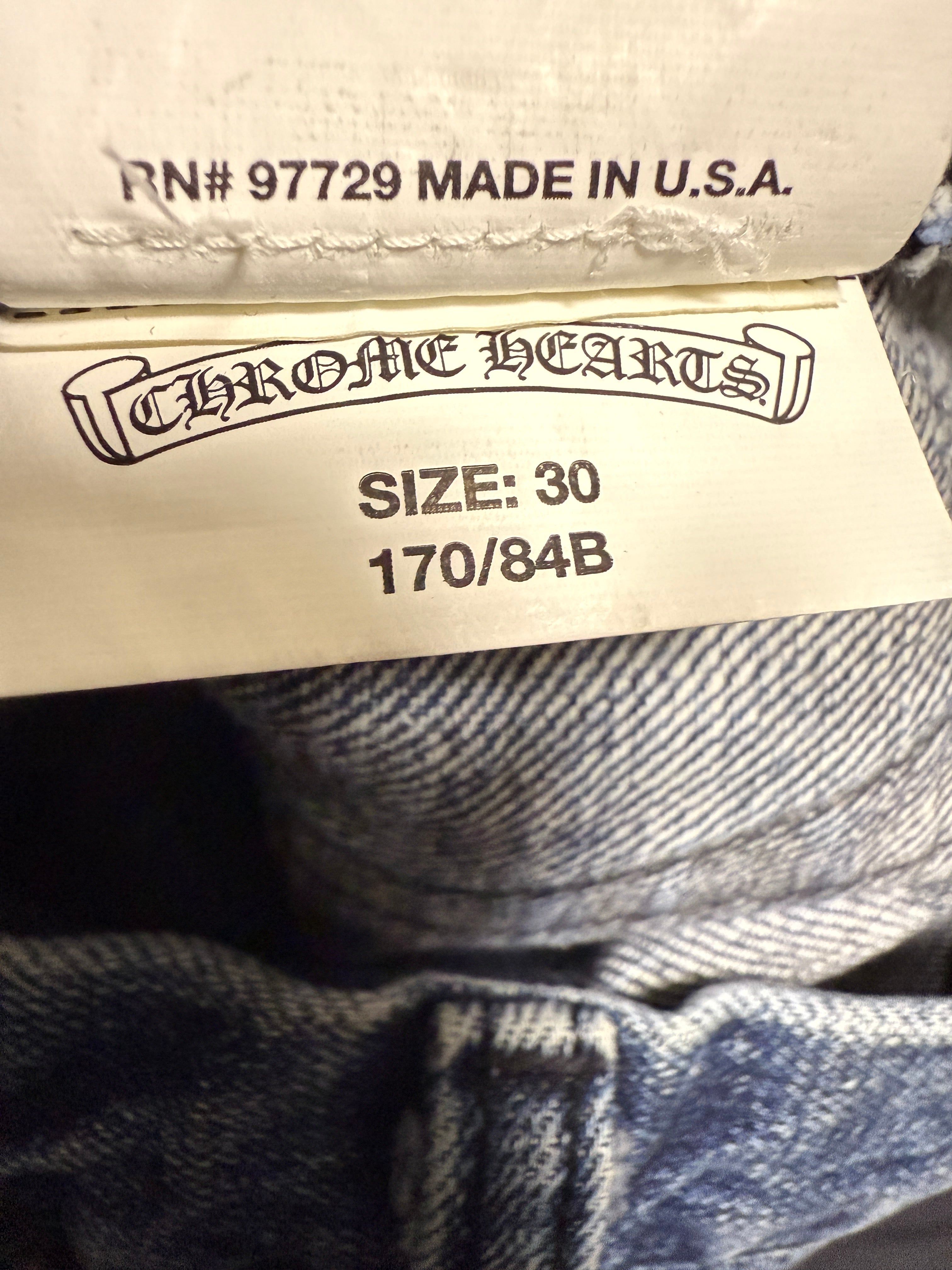 【CHROME HEARTS】CHOMPER PATCHED DENIM